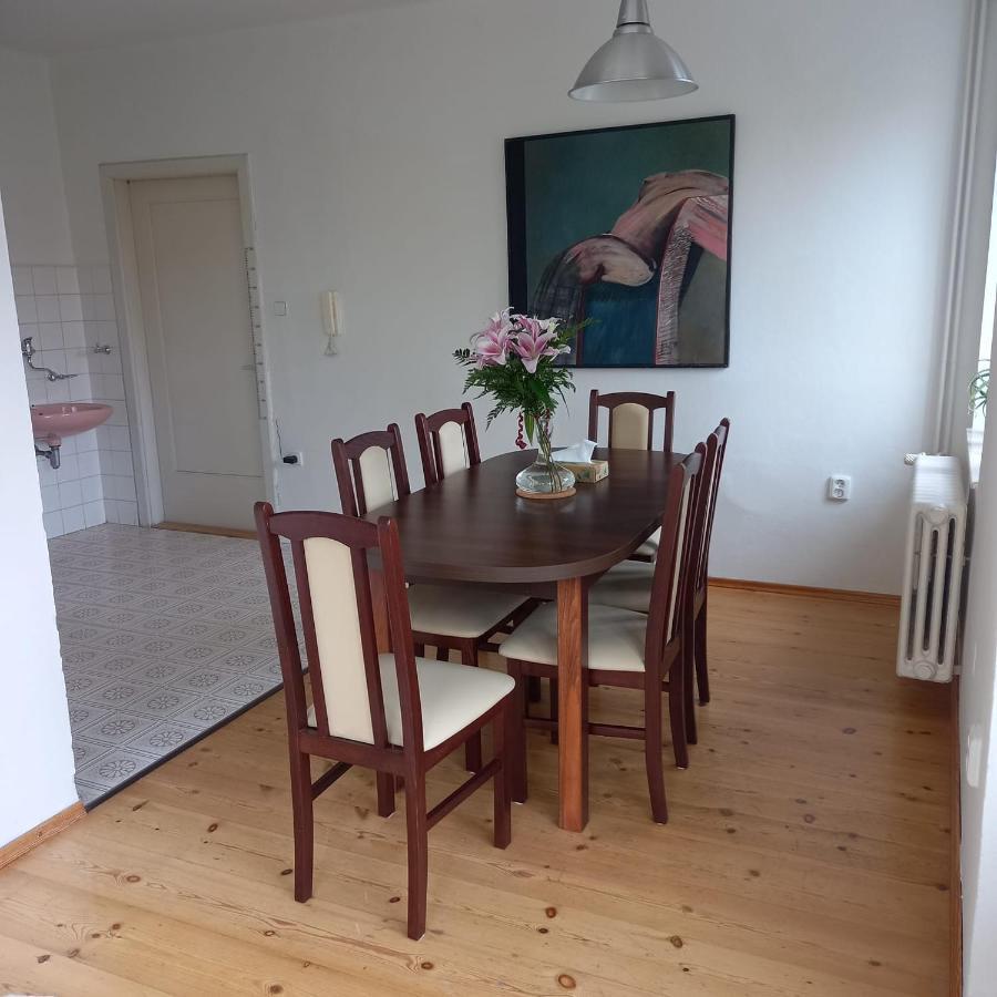 Vila Hesha Apartment เชสกี้ครุมลอฟ ภายนอก รูปภาพ